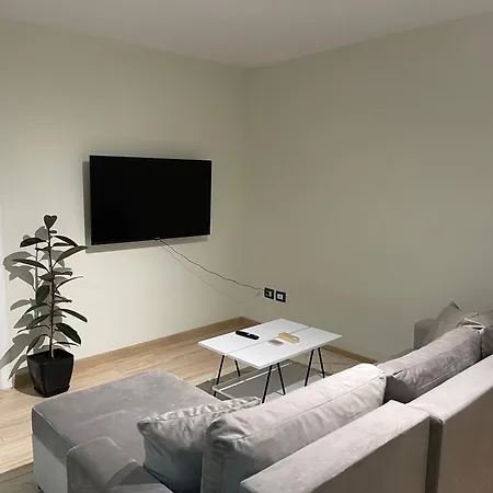 Apartment White Apartment, In The Center Of